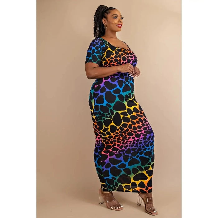 PLUS SIZE SHORT SLEEVE SCOOP NECK MAXI DRESS