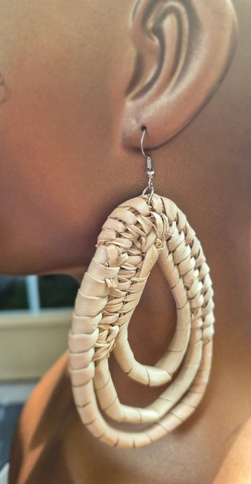 RAFFIA Earrings - Hollow