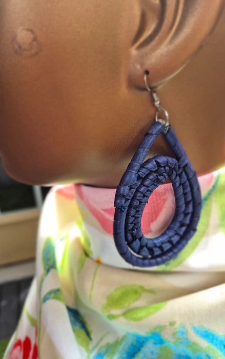 RAFFIA Earrings - Hollow